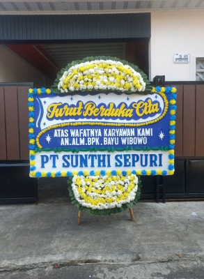 Papan Bunga Duka di Polokarto