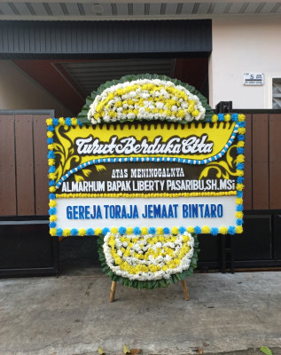 Papan Bunga Duka di Polokarto